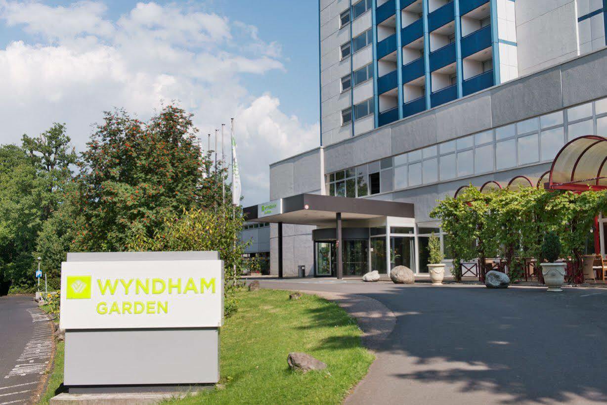 Отель Wyndham Garden Lahnstein Koblenz Экстерьер фото